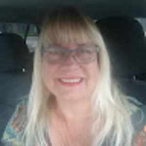 Meet your Posher, Leann